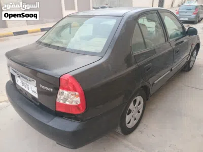 Hyundai Verna EX 2