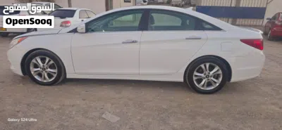 Hyundai Sonata SE 4