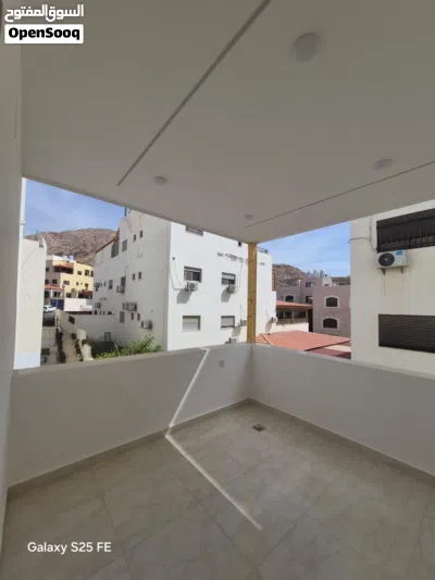 شقة فاخرة للبيع التاسعة ط3هندسي 93 م اطلالة بحرية 3