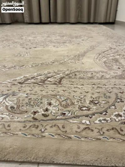 2 Turkish Carpets 200×300 cm – Classic Design – 15 OMR Each 2