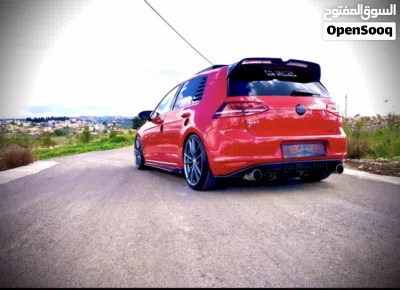 فولكسفاغن جولف GTI Standard 2