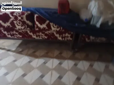 مجلس كويتي حديد بكفرات مع المفارش حقه كما هو موضح بالصور للبيع بالرياض 4