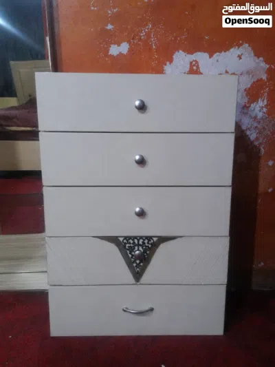 غرفة نوم بحال جيدة جدا خشب ممتاز تصميم تركي 2