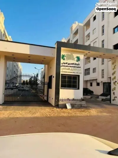شقة للايجار . مغير اثات . السدرة حي النخيل 3