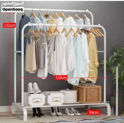 Metal clothes hanger with wheels 3