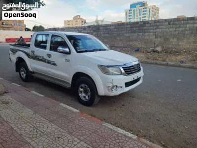 تويوتا هيلوكس DLX 2