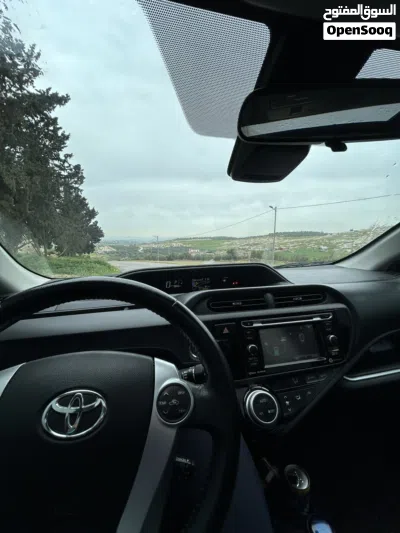 تويوتا بريوس Prius C 2