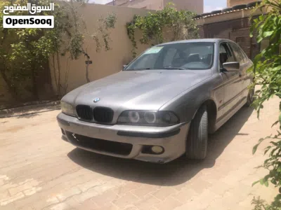 بي ام دبليو الفئة 5 520 3