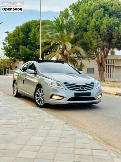 Hyundai Azera GL 2