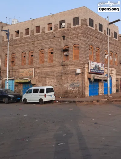 عماره ركن سكني تجاري اوراق جراند رسمي الموقع في قلب الشيخ عثمان على شارع رئيسي 3