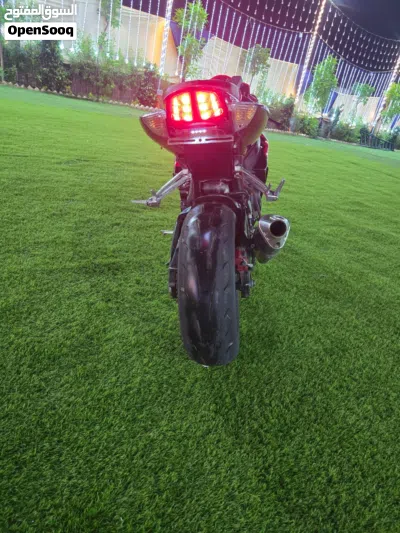 Suzuki GSX-R600 2