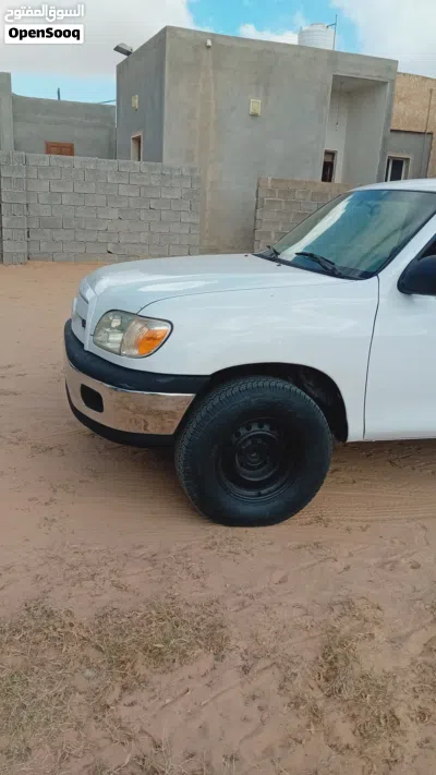 Toyota Tundra SR5 2