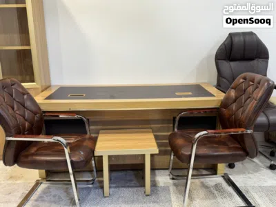 مكتب و محتوياته الثانية 2