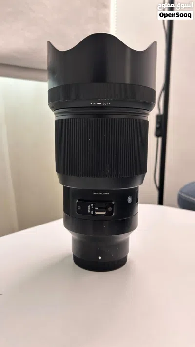 عدسة سيجما 85mm f/1.4 بحالة ممتازة 3
