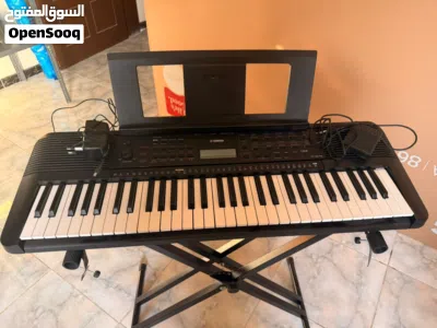 للبيع أورج Yamaha PSR-E273 2