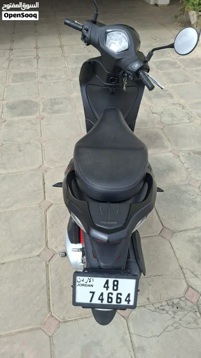 سكوتر بياجو إيطالي بحالة الوكاله لون مميز 2