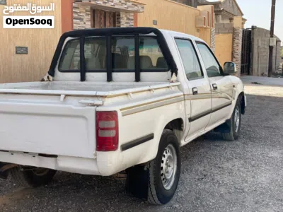 Toyota Hilux GL 3