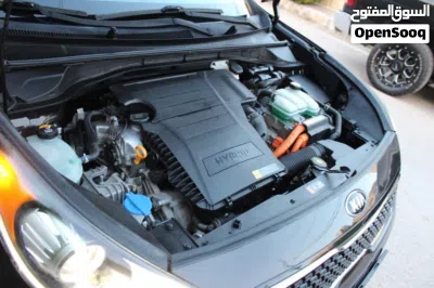 Kia Niro SX Touring 3