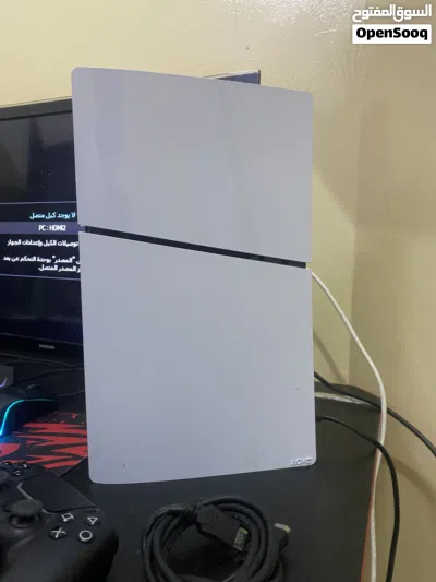 Ps5 digital for sale with fc26 - gta5 and two more 3