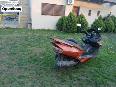 Honda Forza 4