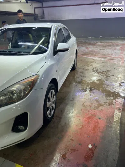 Mazda 3 Standard 3