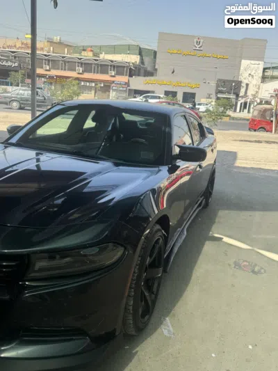 Dodge Charger SXT Plus 4
