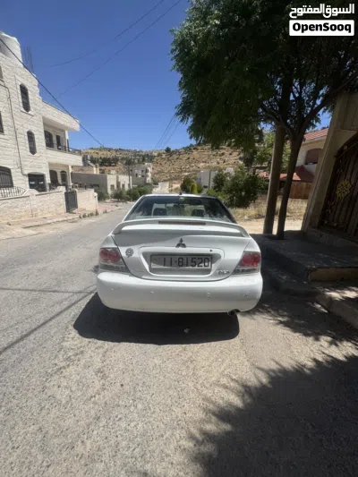 Mitsubishi Lancer GLX 2