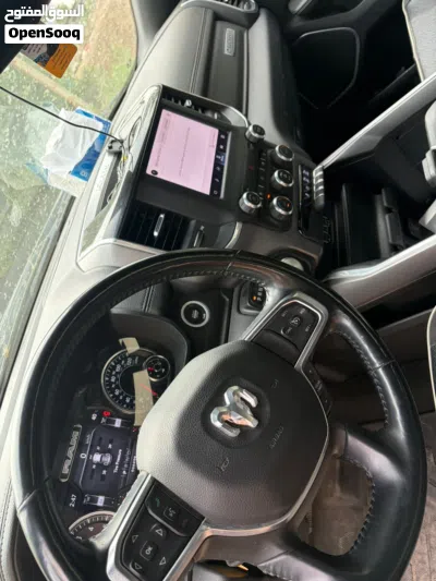 دۆج Ram 1500 Laramie Crew 2