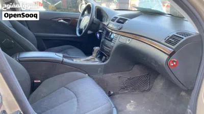 Mercedes Benz E-Class E 240 2