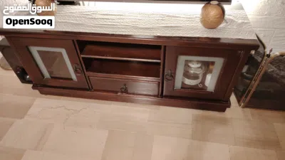 طاولة تلفاز للببع 2