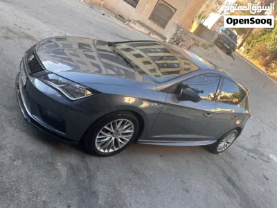 سيات ليون Standard 4
