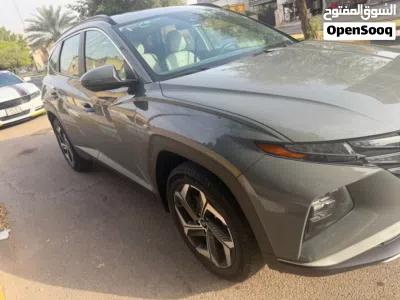 Hyundai Tucson Limited 3