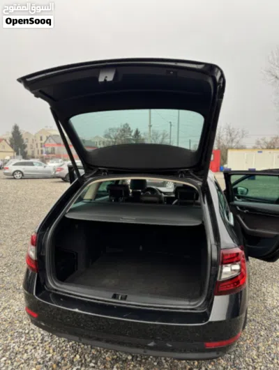 Skoda Octavia Ambition LUX 4
