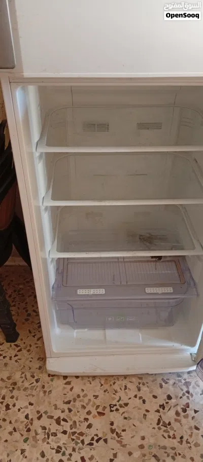 ثلاجة للبيع 2