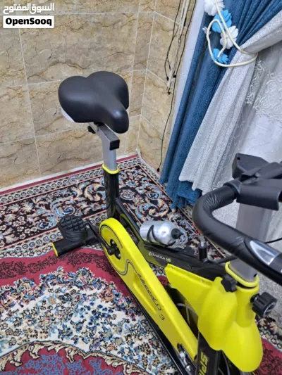 قاعة حديد منزليه استعمال شخصي بايسكل اوكسجين ايشيل وزن 160 كيلو اوزان 30 كيلو وطحن خواصر 2
