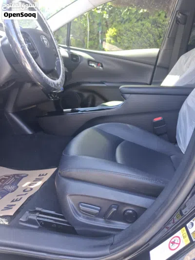 Toyota Prius XLE 4