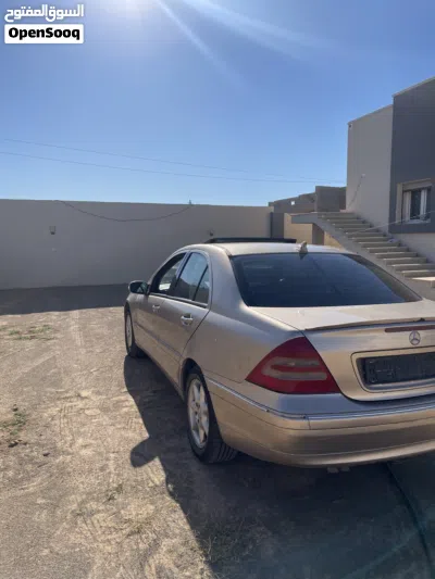 مرسيدس بنز الفئة-C C 230 2