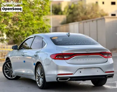 Hyundai Azera Standard 2