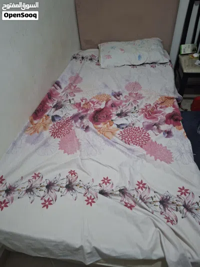 سرير مع مرتبه 3