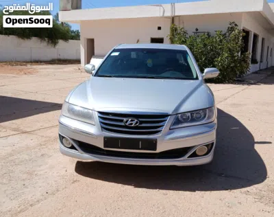 Hyundai Azera GL 2