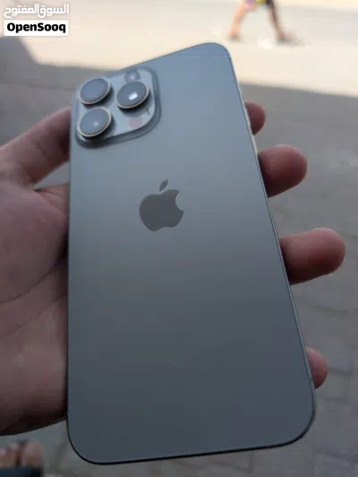 iPhone 16 Pro max 4
