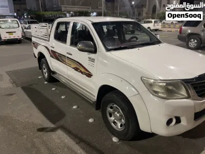 Toyota Hilux GLX 4