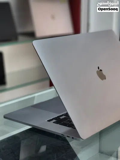 Apple 2019 i7 Processor 32gb Ram ddr4 500gb Ssd Touch bar Touch id 16inch Retina Display Charger bag 4