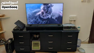 Full Set - TV stand, LG 43 TV, Samsung Laptop Notebook, Samsung Sound Bar 4