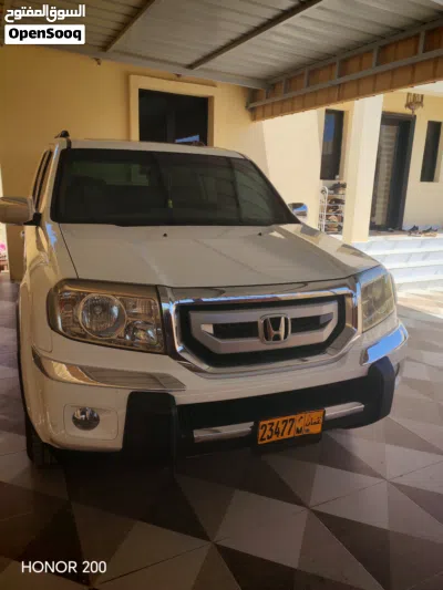 هوندا بايلوت LX AWD 3