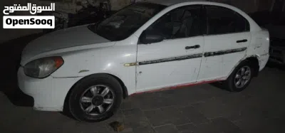 Hyundai Accent Standard 2