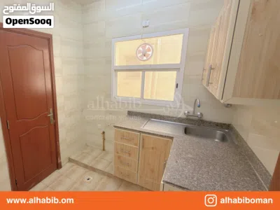 Apartment for Rent with 2 Bedrooms at Ruwi (AL 37) - شقة للإيجار مكونة من غرفتين في روي 3