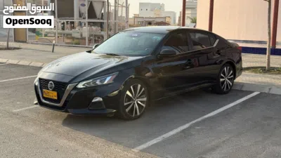 نيسان التيما SR 2