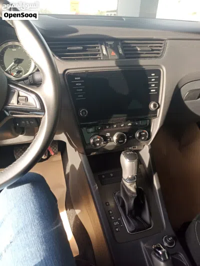 سكودا اوكتافيا Standard 3