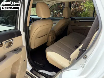 Hyundai Santa Fe Limited 4